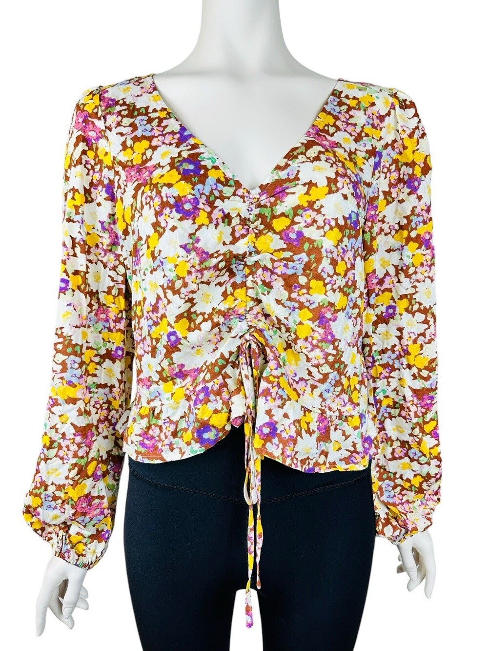 Sanctuary Drawn To You Blouse Women's Medium Floral Crop Top V Neck Sunny Field